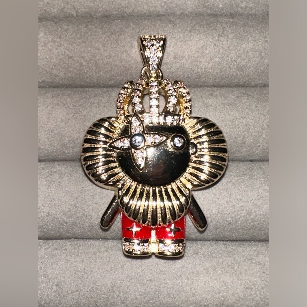 14K Gold King & Crown Flower Doll Pavé Iced Out Bling Drip Hip Hop Necklace - Picture 2 of 8
